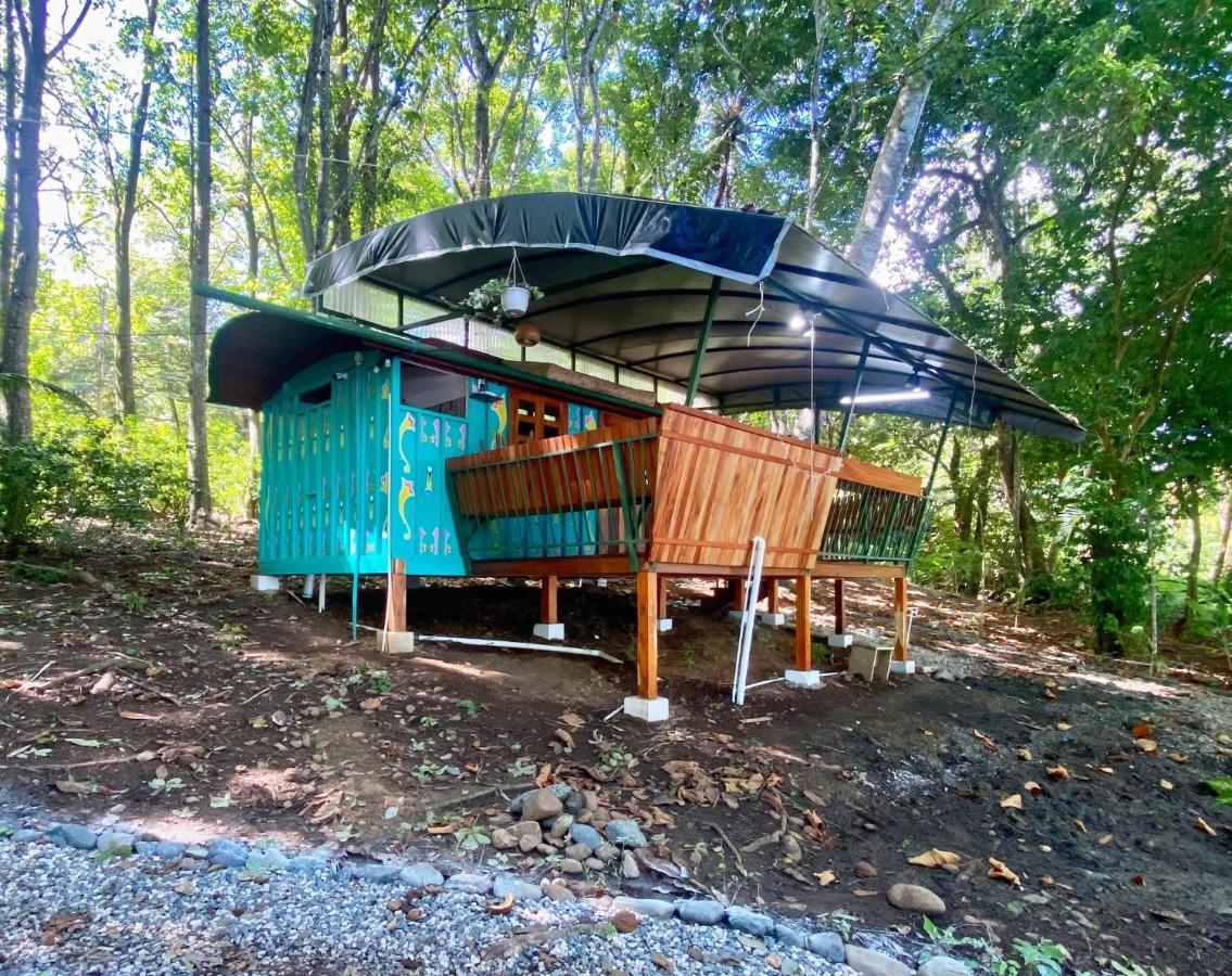 Gypsy Wagons Hotel Pavones  Exterior photo
